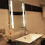 Western Marquis De La Baume 4* Nîmes