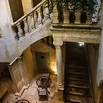 Отель Western Marquis De La Baume Ним