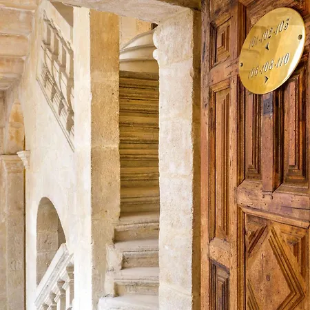 Marquis De La Baume Hotel