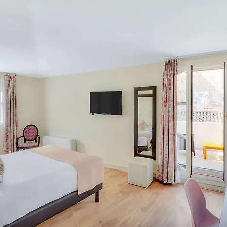 Western Marquis De La Baume 4* Nîmes