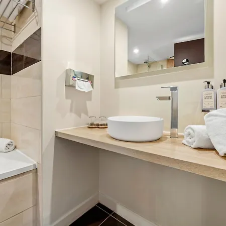 Hotel Marquis De La Baume 4*