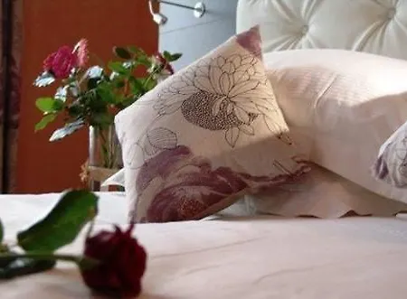 Hotell Marquis De La Baume