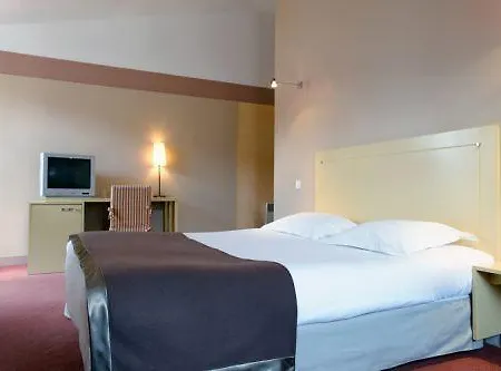 Western Marquis De La Baume