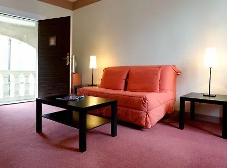 Western Marquis De La Baume 4* Nîmes