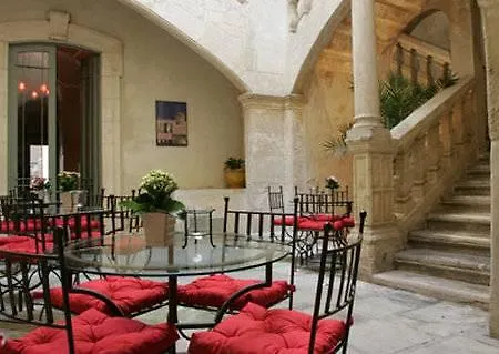 Marquis De La Baume Hotell