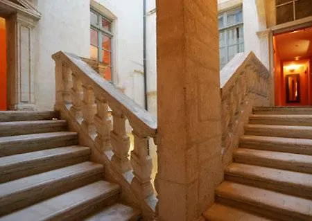 Marquis De La Baume 4* Nîmes