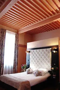 Marquis De La Baume 4* Nîmes