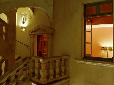 Western Marquis De La Baume Hotel Nîmes