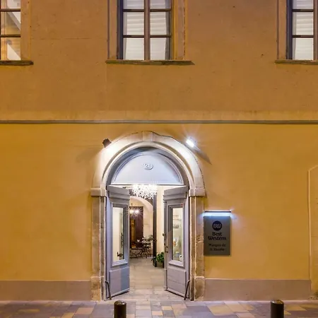 Marquis De La Baume 4* Nimes