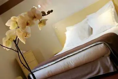 Hotell Marquis De La Baume Nîmes