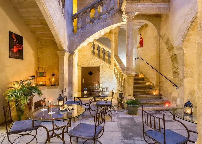 德波美侯爵贝斯特韦斯特酒店 4* 尼姆